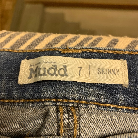 Jeans - Picture 2 of 2